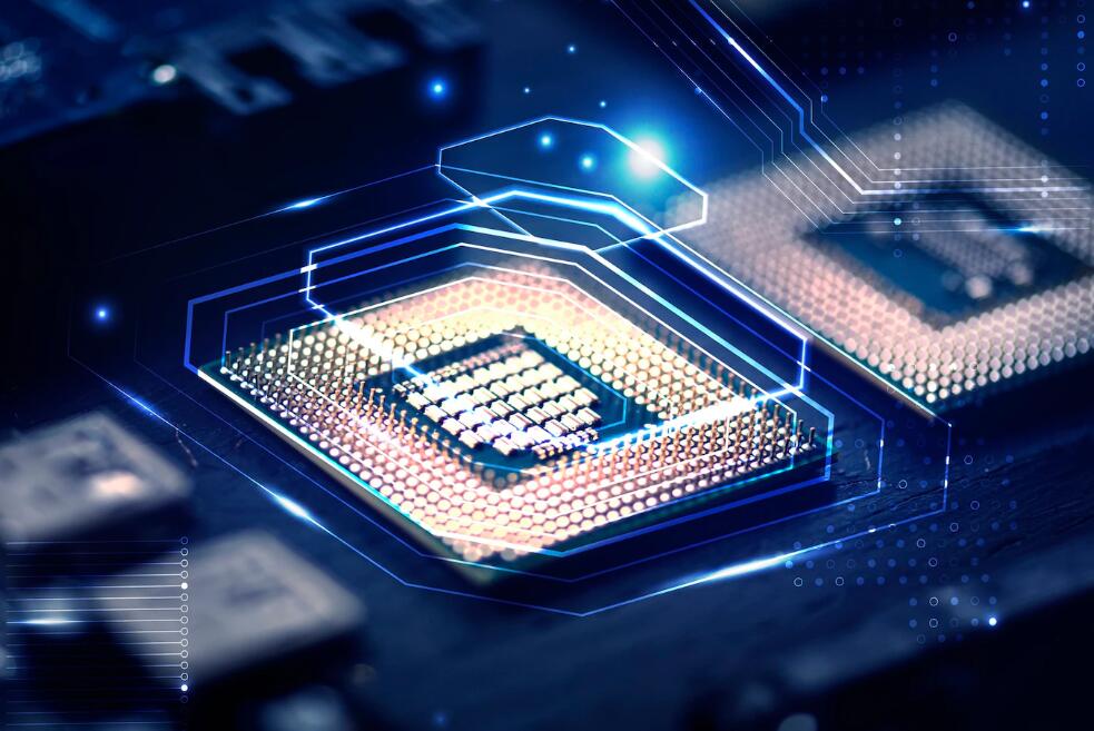 外星人入侵老电影外星人通过触手从人类五官侵入然后复制,主角的妈妈好像被复制了然后复制的过程还被打 外星人入侵2